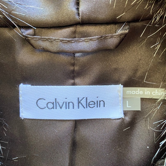 Brand New Calvin Klein Woman’s Faux Fur Jacket Size L - Picture 2 of 5